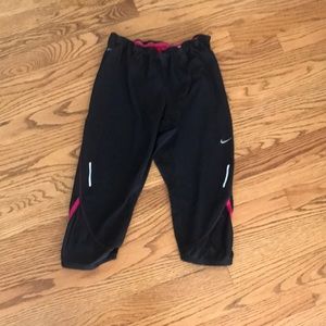 Size large Capri Nike leggings